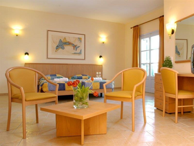 Santo Miramare Beach Resort Perissa  Exterior photo